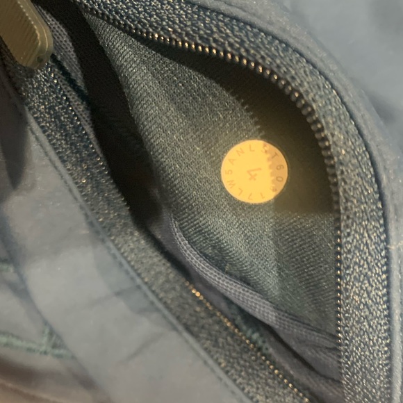 Lululemon Break Free Tight (25”) - Night Tide - Picture 11 of 11